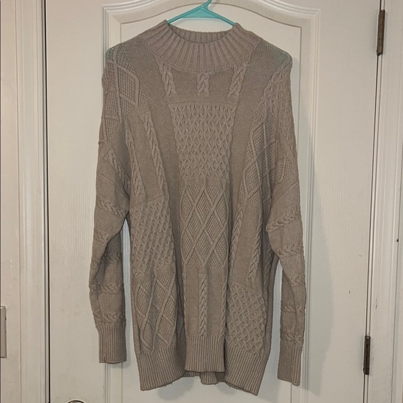 Chunky Knit Sweater in Taupe woman’s L Long - Picture 1 of 3